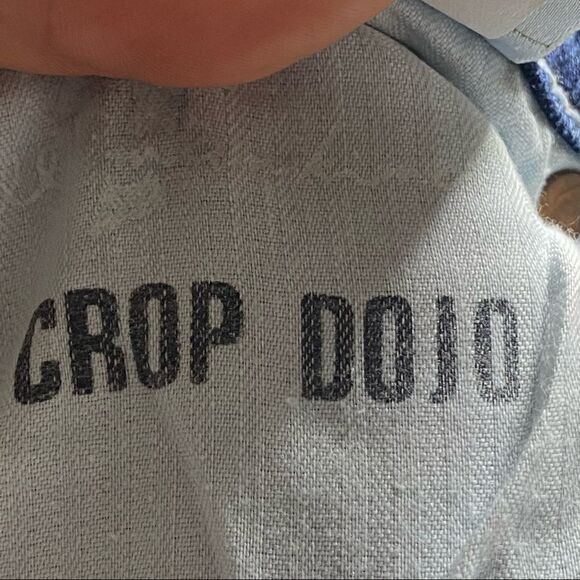 7 for All Mankind | Factory Distressed Dojo Crop Jeans - Picture 7 of 7